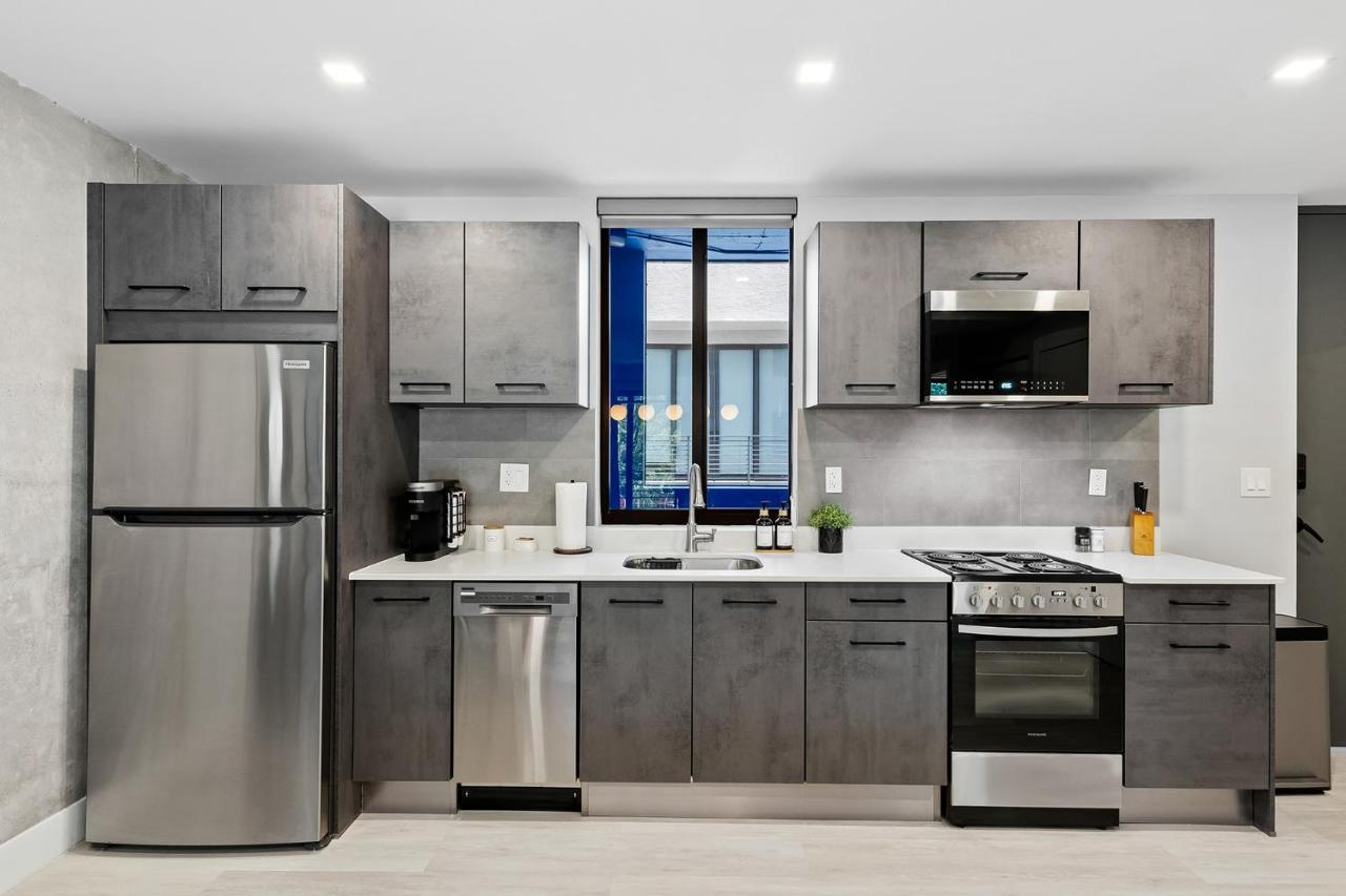 Pretty Rola 201 Luxury 1B1B W King Bed At Downtown Fort Lauderdale Bagian luar foto