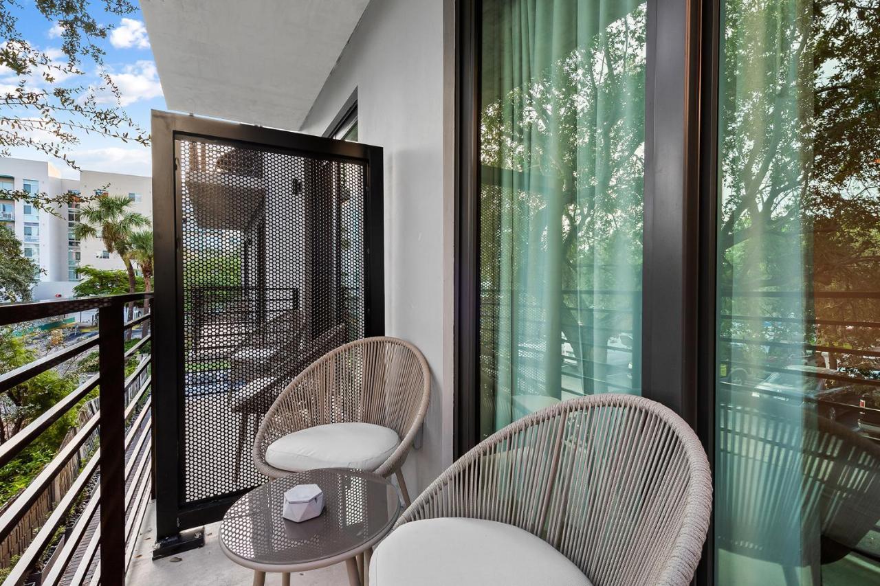 Pretty Rola 201 Luxury 1B1B W King Bed At Downtown Fort Lauderdale Bagian luar foto